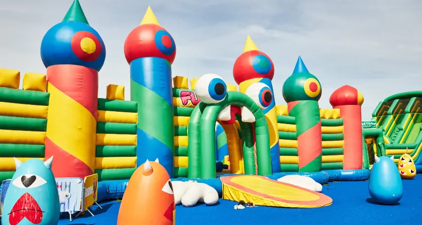 Funbox inflatable park