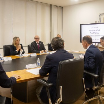 Imagen de la noticia: Granada Global incorpora a Motril Port, el PTS y Faeca como nuevos socios