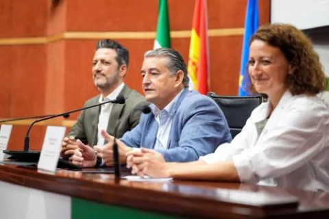 Image for the story: Andalucía immunizes 16,941 babies against bronchiolitis in the first 10 days of the campaign