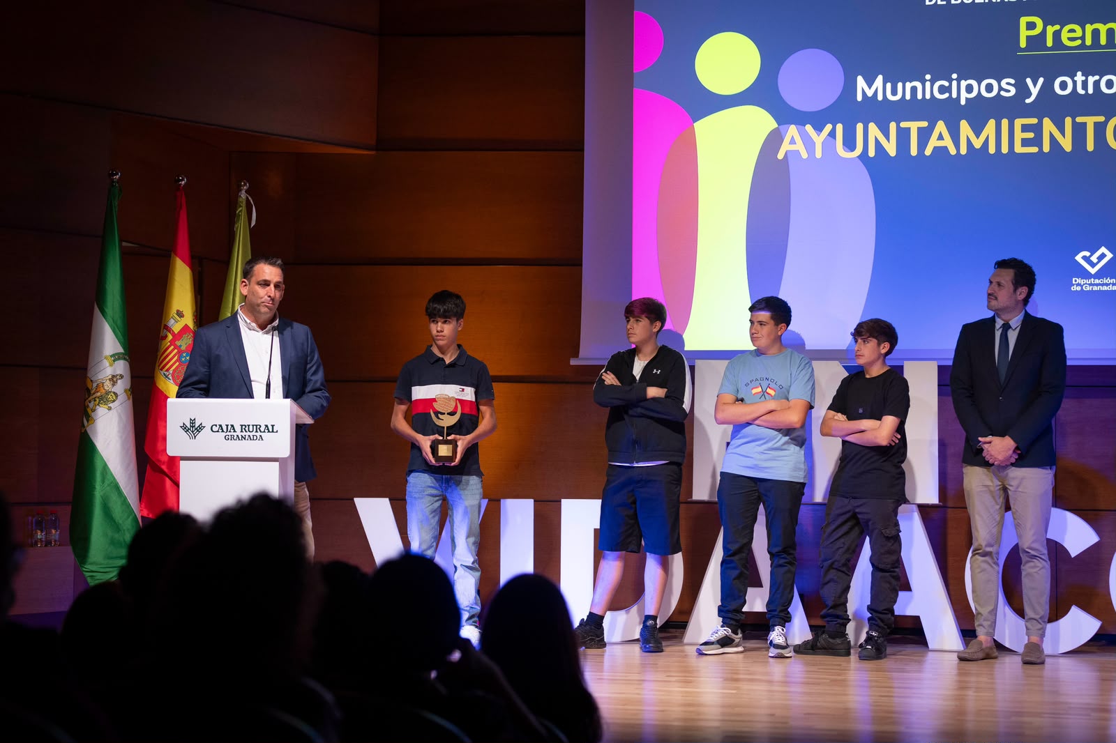 Imagen de la noticia: Alhendín gana el premio Vida en Acción por su proyecto de intercambio de libros