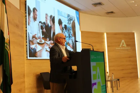 Imagen de la noticia: Granada reúne a los comités de ética de la investigación biomédica de Andalucía