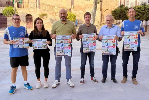 Imagen de la noticia: El IES José de Mora de Baza lleva el deporte a los colegios con apoyo del Ayuntamiento
