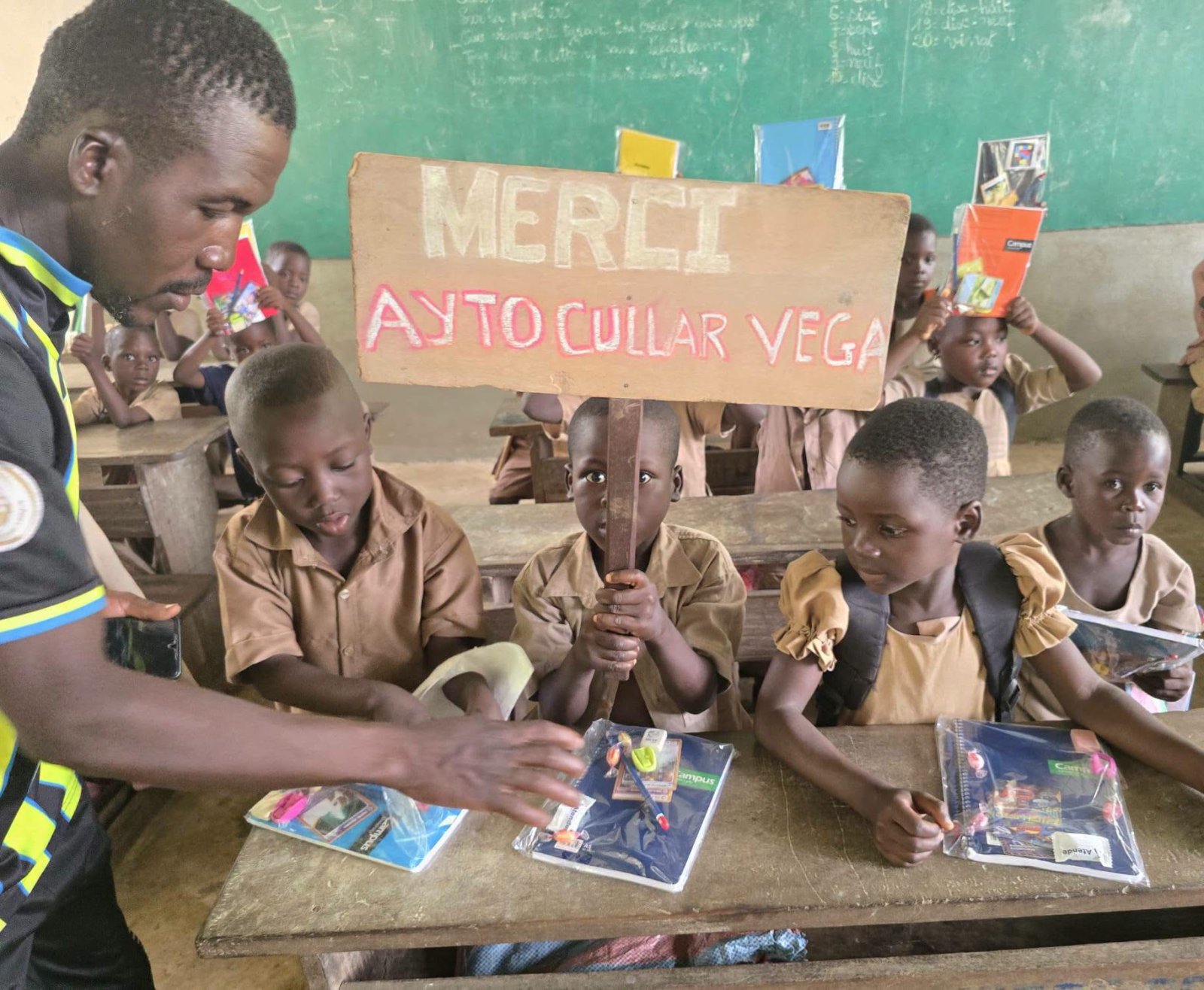 Imagen de la noticia: Cúllar Vega mantiene su ayuda educativa a la localidad togolesa de Bodjondè