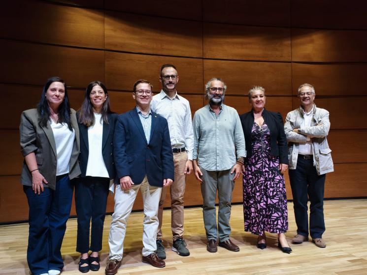 Imagen de la noticia: El IFAPA reúne en Granada a 65 profesionales para analizar los retos del olivar