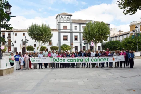 Imagen de la noticia: Baza conmemora el Día contra el Cáncer de Mama con una carpa informativa el 20 de octubre