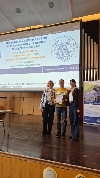 Image for the story: The UGR receives a European award for a project that uses sport to include migrants