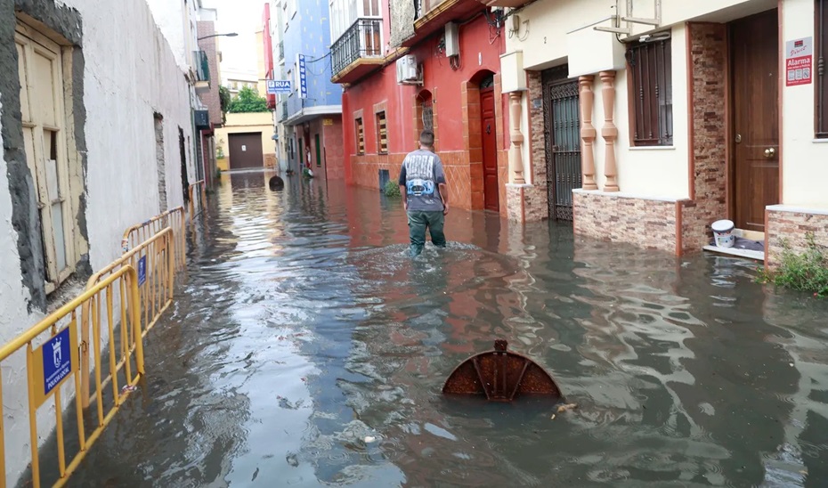 Imagen de la noticia: Granada suma 44 de las 591 emergencias del temporal y mantiene activados tres planes locales