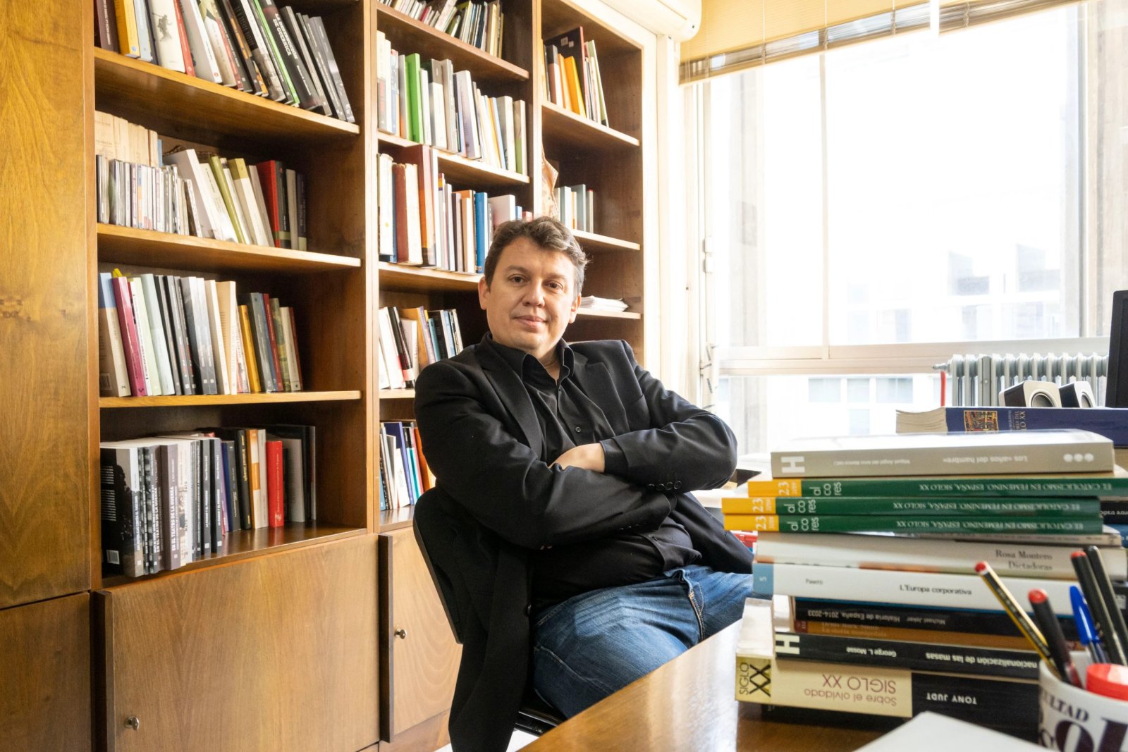 Imagen de la noticia: Miguel Ángel del Arco, catedrático de la UGR, gana el Premio Nacional de Historia 2026
