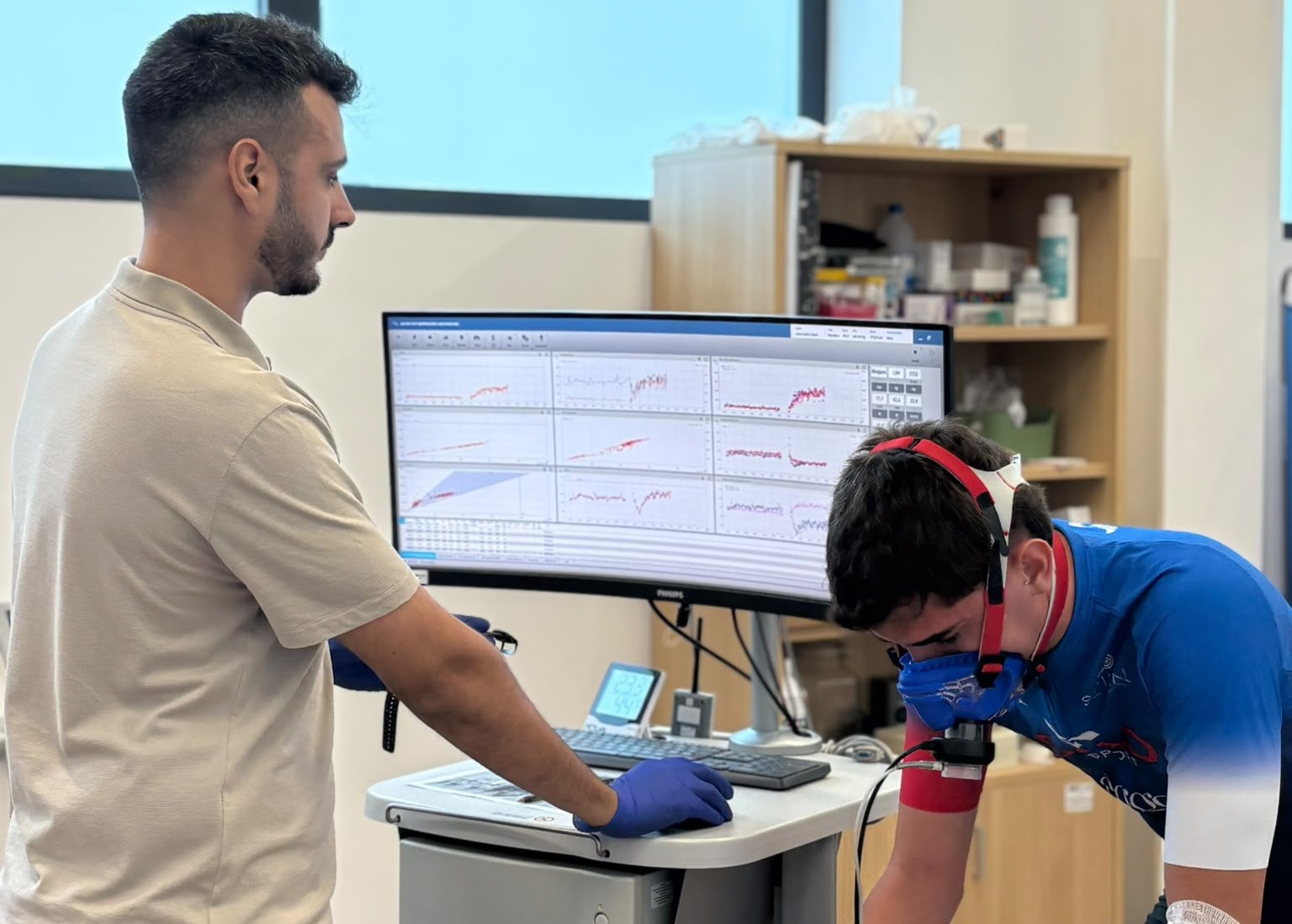 Imagen de la noticia: Un estudio con participación de la UGR halla en la sangre una huella que refleja la forma física