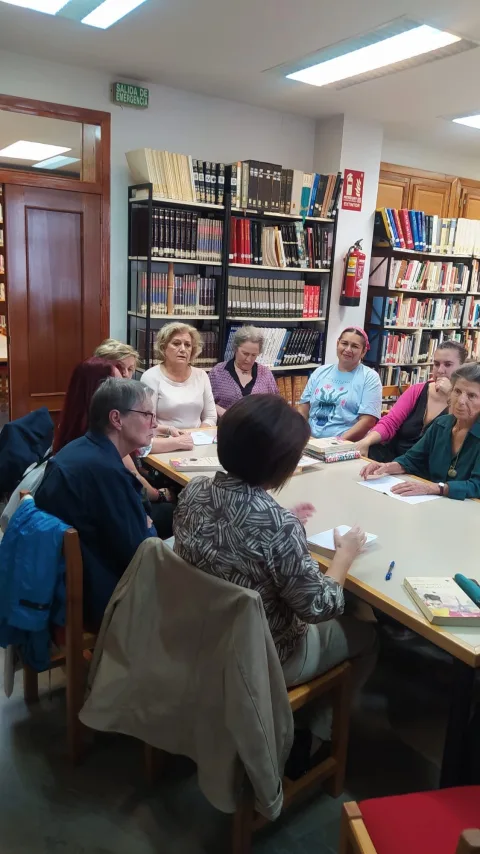 Imagen de la noticia: Órgiva reúne a 40 artistas para pensar el futuro creativo de la Alpujarra