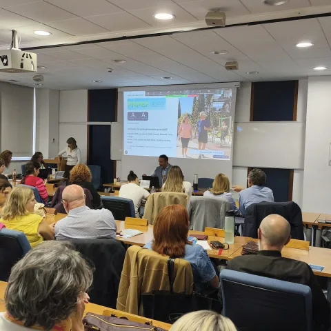 Imagen de la noticia: Andalucía reúne en Granada a los equipos que prescriben ejercicio físico desde la sanidad