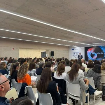 Imagen de la noticia: Granada reúne a más de 200 expertos en el primer gran encuentro de la Iniciativa Urbana Europea en España
