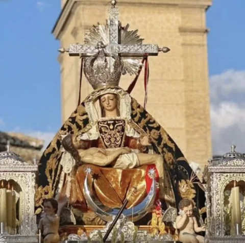 Imagen de la noticia: La Virgen de las Angustias de Pinos Puente presidirá la Vigilia de la Inmaculada del 7 de diciembre