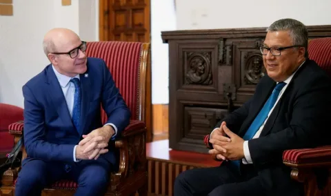 Imagen de la noticia: La UGR firma un convenio con la Universidad de Costa Rica